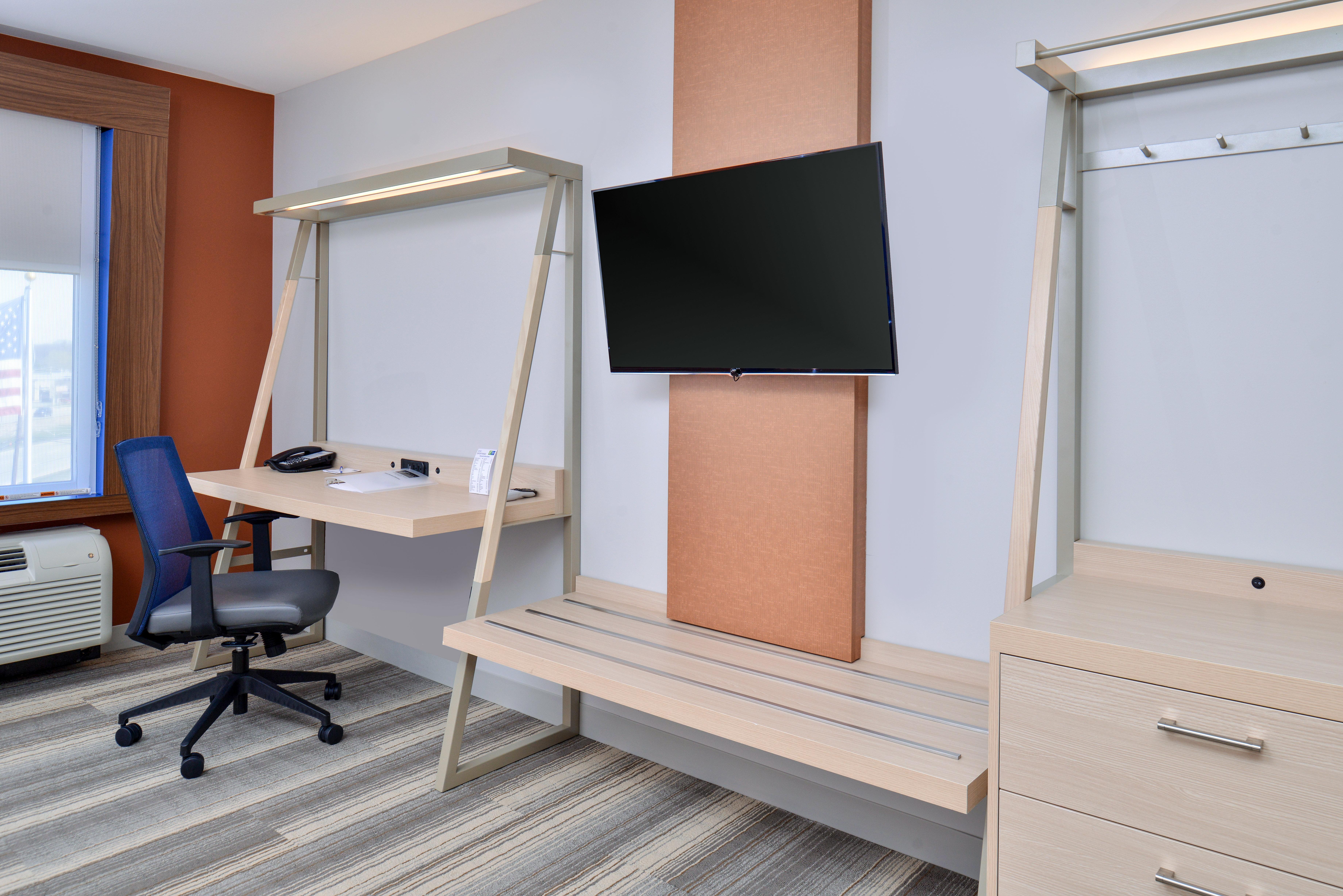 Holiday Inn Express & Suites - Brighton South - Us 23 By Ihg Eksteriør billede