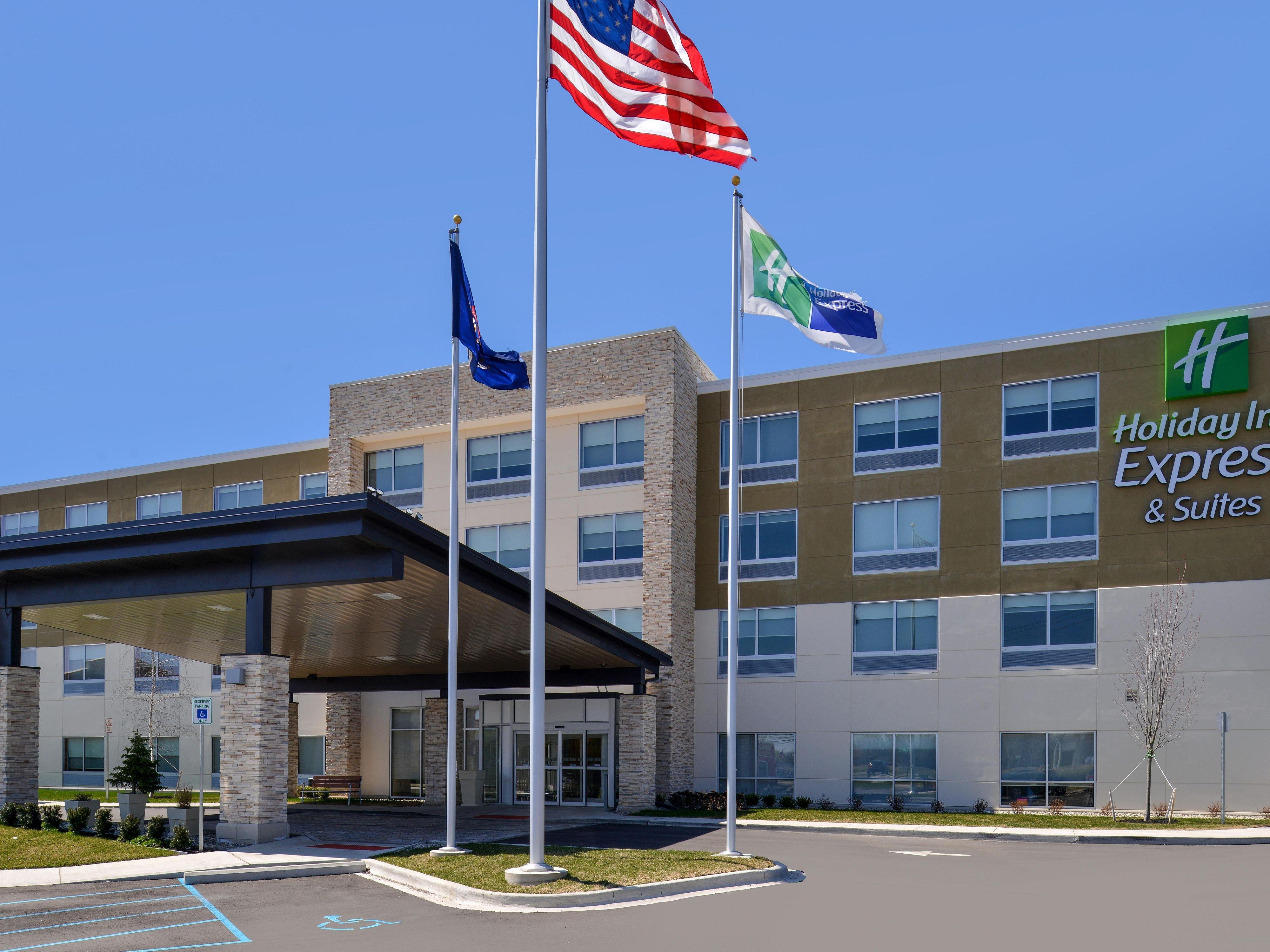 Holiday Inn Express & Suites - Brighton South - Us 23 By Ihg Eksteriør billede