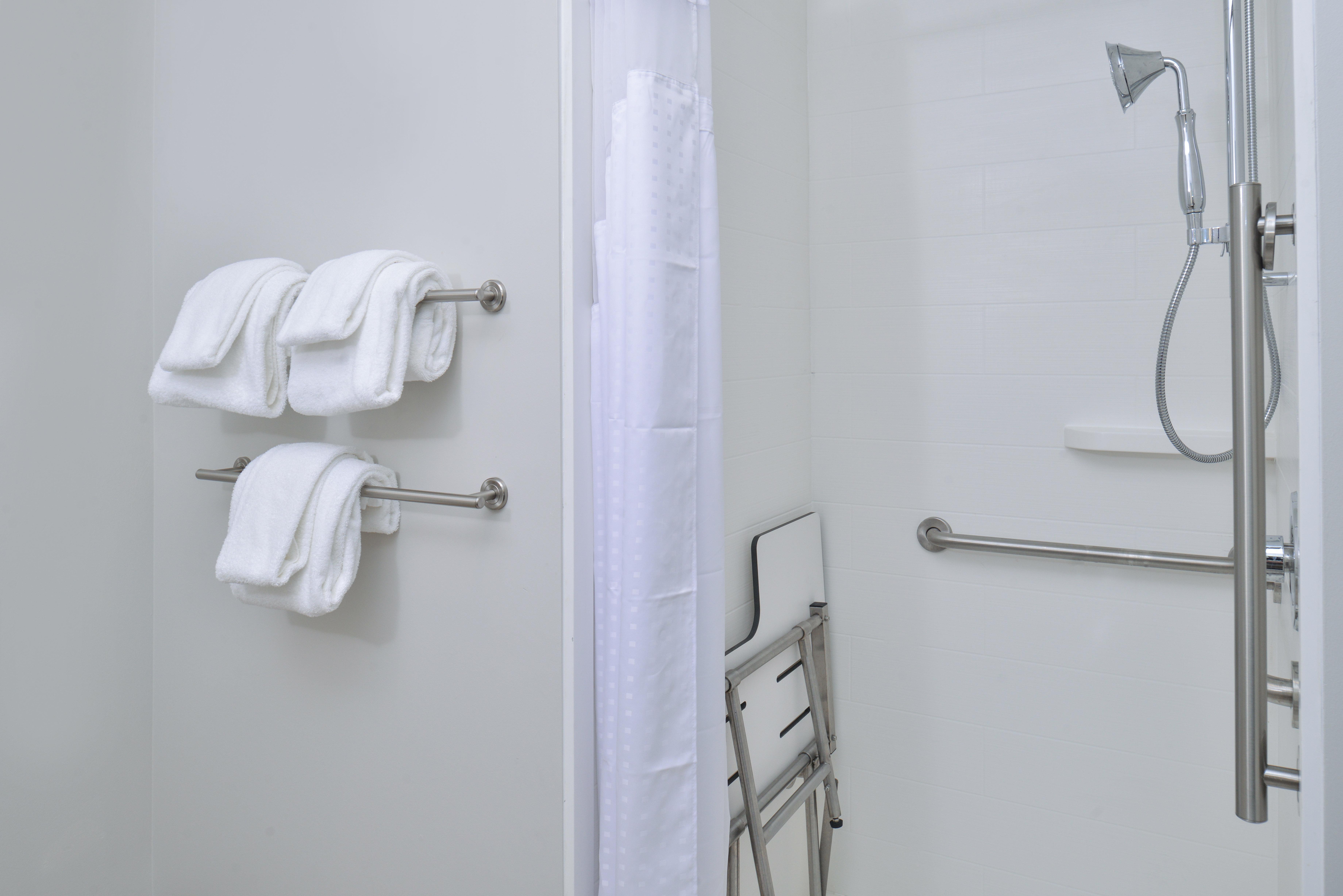 Holiday Inn Express & Suites - Brighton South - Us 23 By Ihg Eksteriør billede