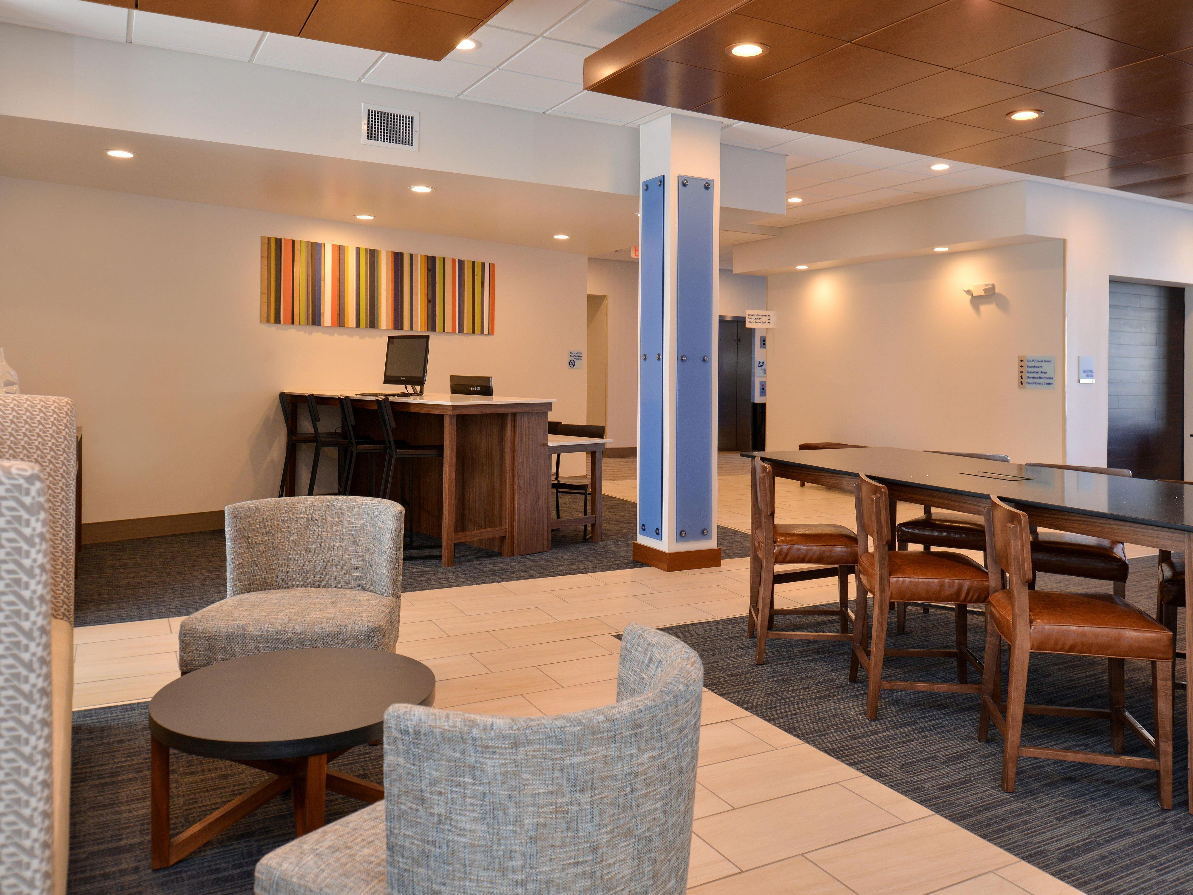 Holiday Inn Express & Suites - Brighton South - Us 23 By Ihg Eksteriør billede